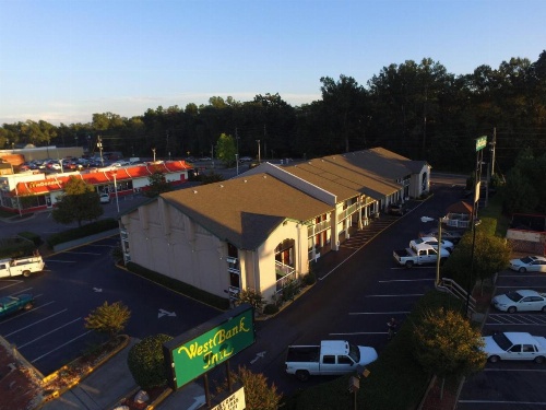 West Bank Inn image 39